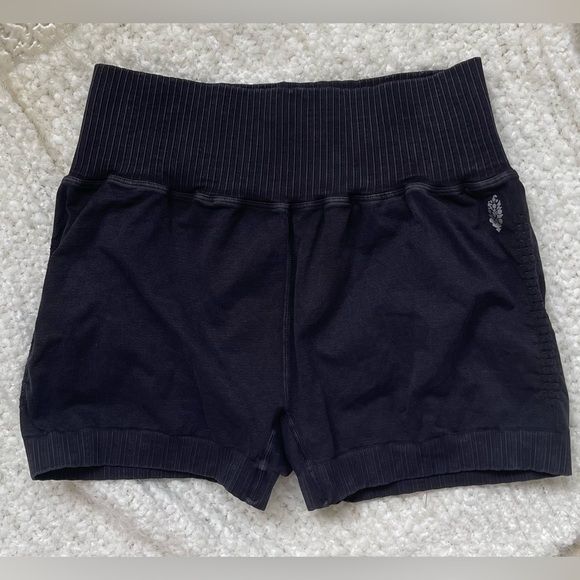 NWOT Free People Good Karma Running Shorts Cherry Tomato Size XL - Picture 10 of 11